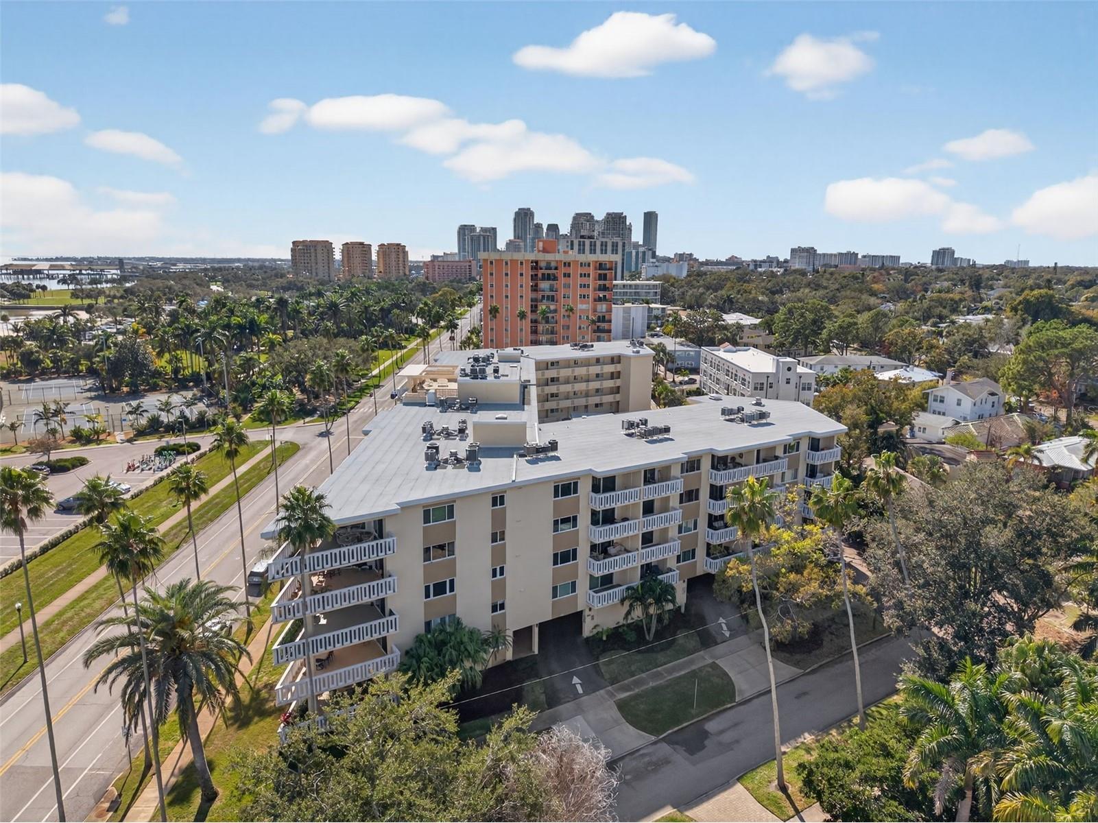 1200 N Shore Drive NE #201 FURNISHED Saint Petersburg FL 33701 TB8463278 image48