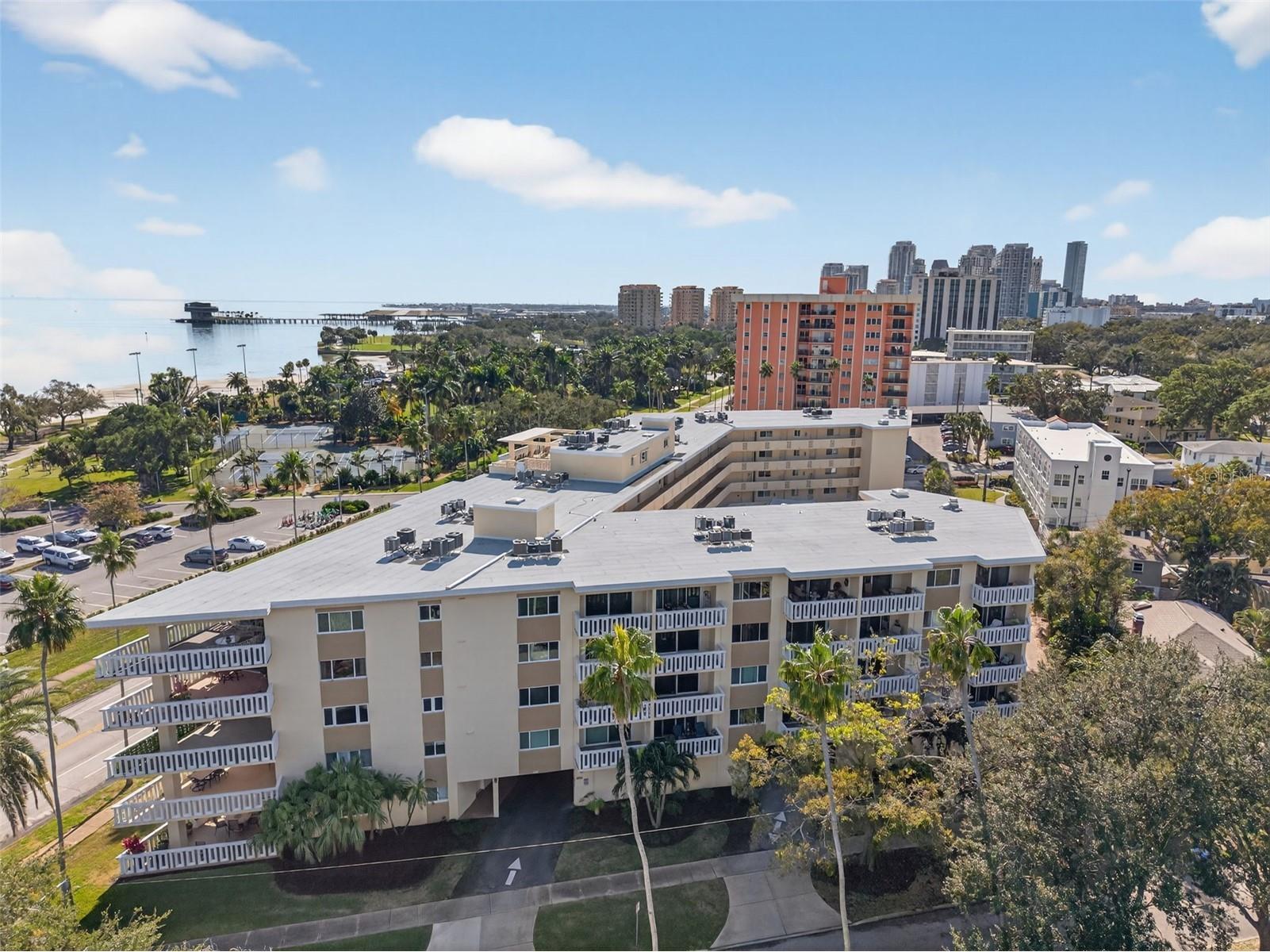 1200 N Shore Drive NE #201 FURNISHED Saint Petersburg FL 33701 TB8463278 image53