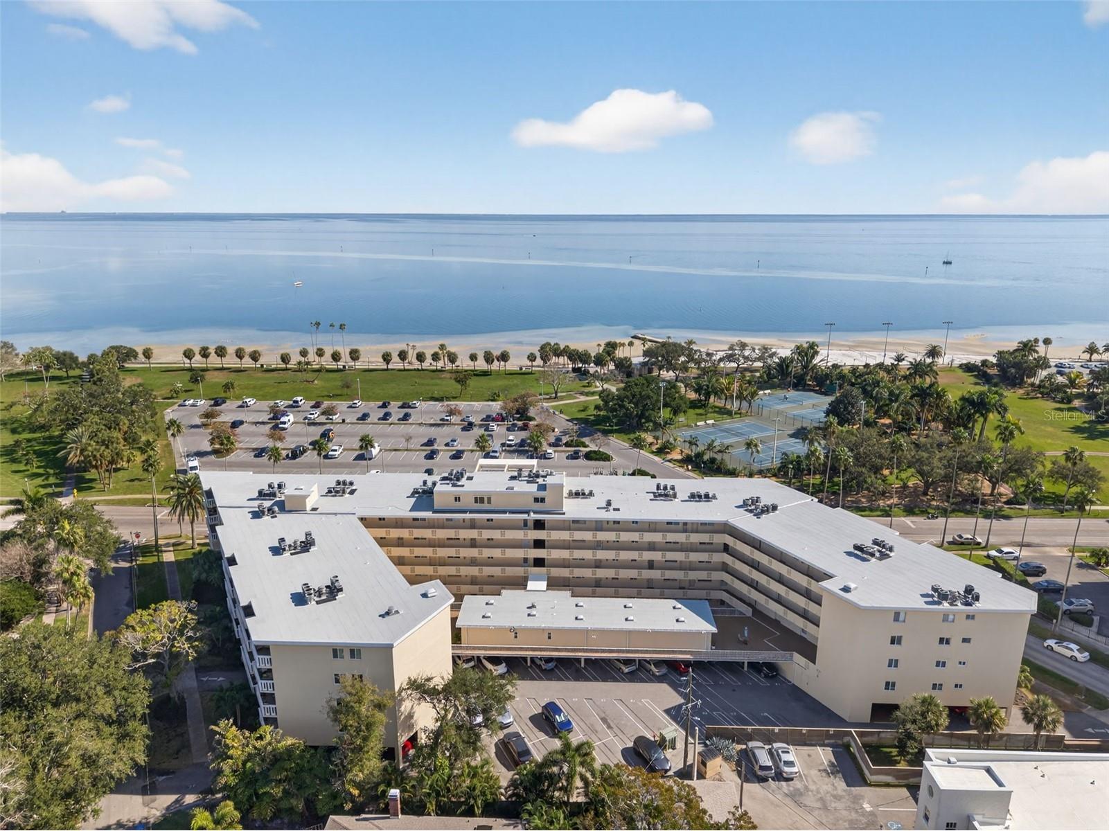 1200 N Shore Drive NE #201 FURNISHED Saint Petersburg FL 33701 TB8463278 image57