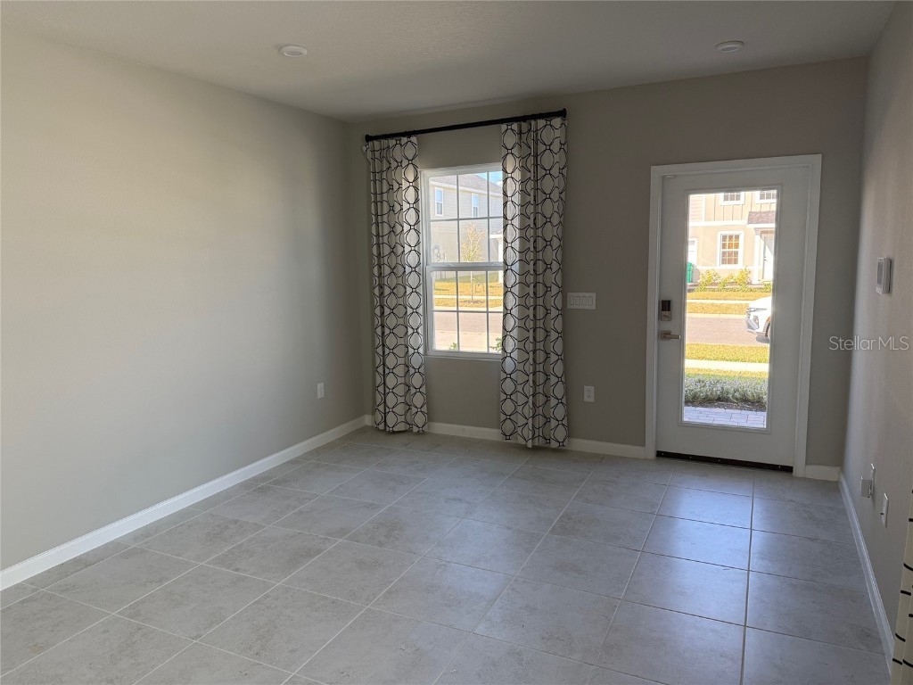 1200 Port Blue Way Lady Lake FL 32159 OM715198 image3