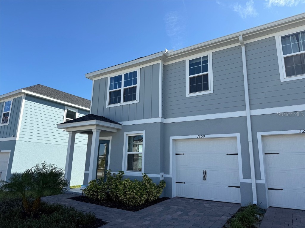 1200 Port Blue Way Lady Lake FL 32159 OM715490 image1