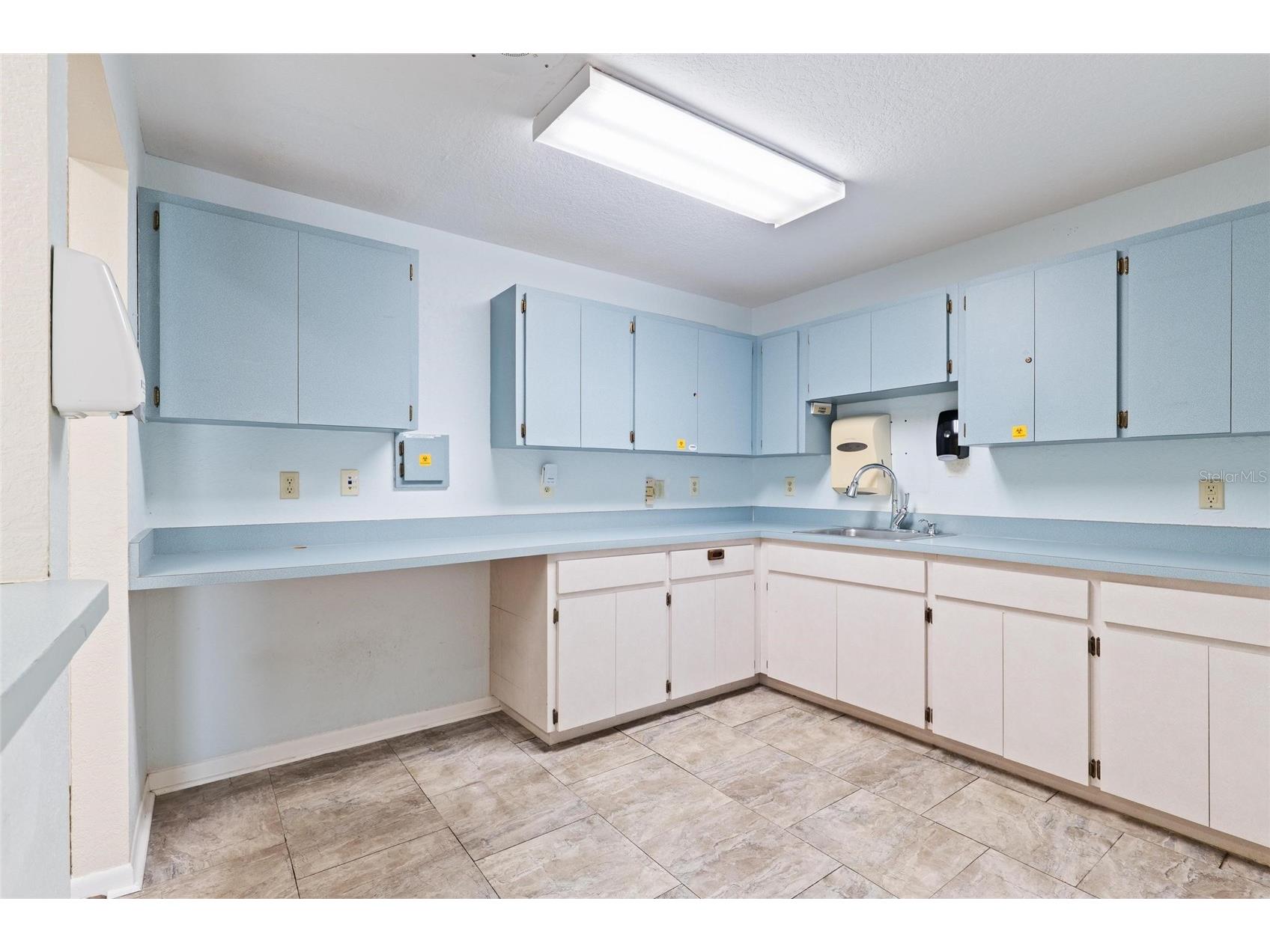 1200 S Pinellas Avenue Tarpon Springs FL 34689 W7882941 image12