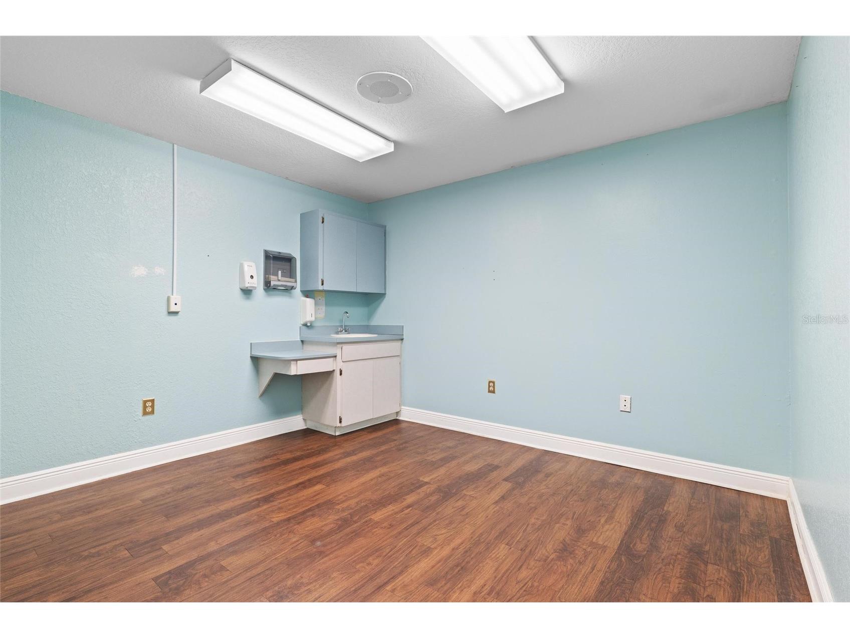 1200 S Pinellas Avenue Tarpon Springs FL 34689 W7882941 image17