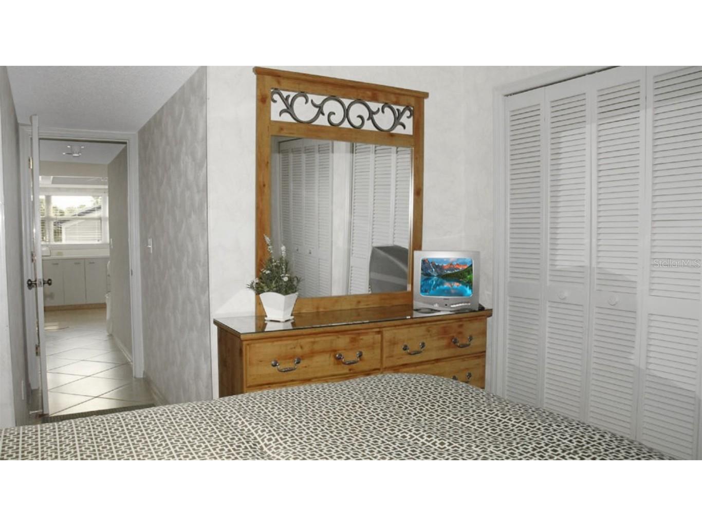 1200 Siesta Bayside Drive #1200-G Sarasota FL 34242 A4588718 image12