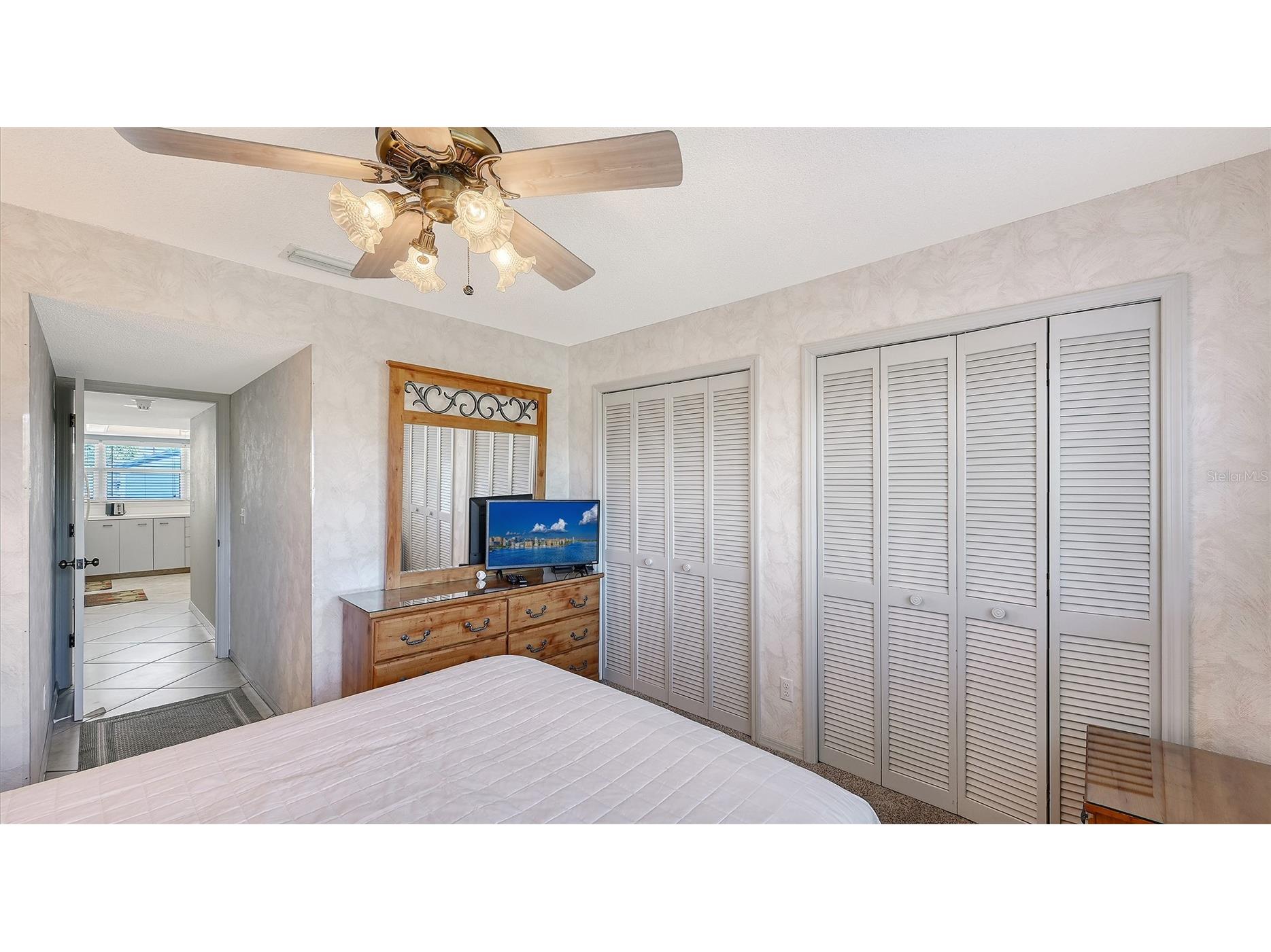 1200 Siesta Bayside Drive #1200G Sarasota FL 34242 A4685175 image21