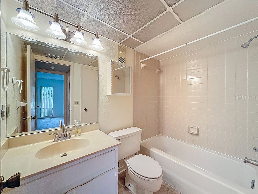 1200 Tarpon Woods Blvd #L4 Palm Harbor FL 34685 O6318863 image12