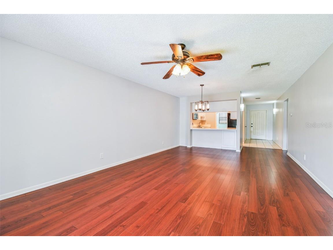 1200 Tarpon Woods Blvd #Q-8 Palm Harbor FL 34685 TB8414018 image16