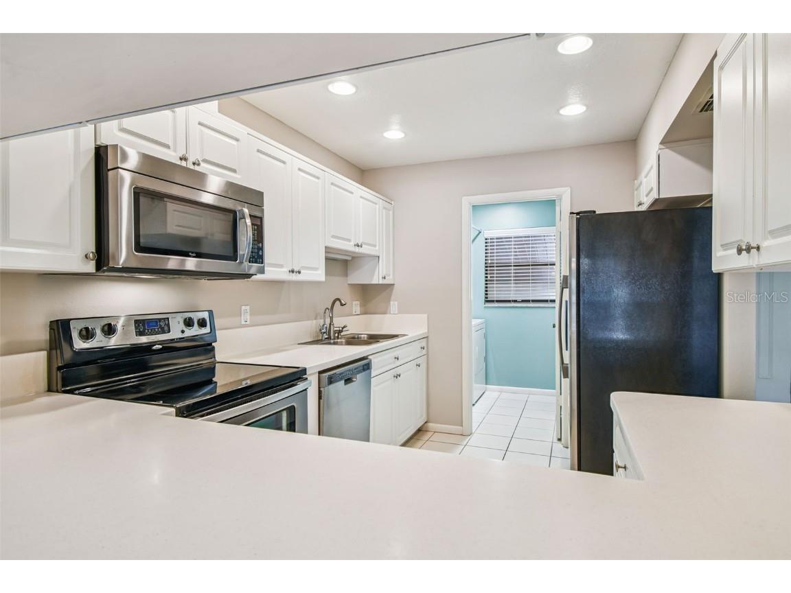 1200 Tarpon Woods Blvd #Q-8 Palm Harbor FL 34685 TB8414018 image9