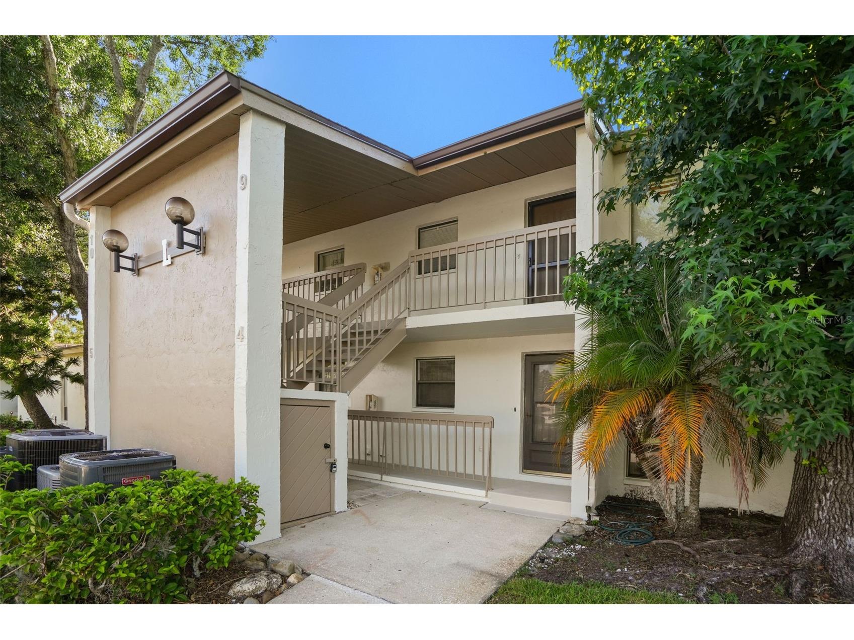 1200 Tarpon Woods Boulevard #L4 Palm Harbor FL 34685 TB8521592 image1