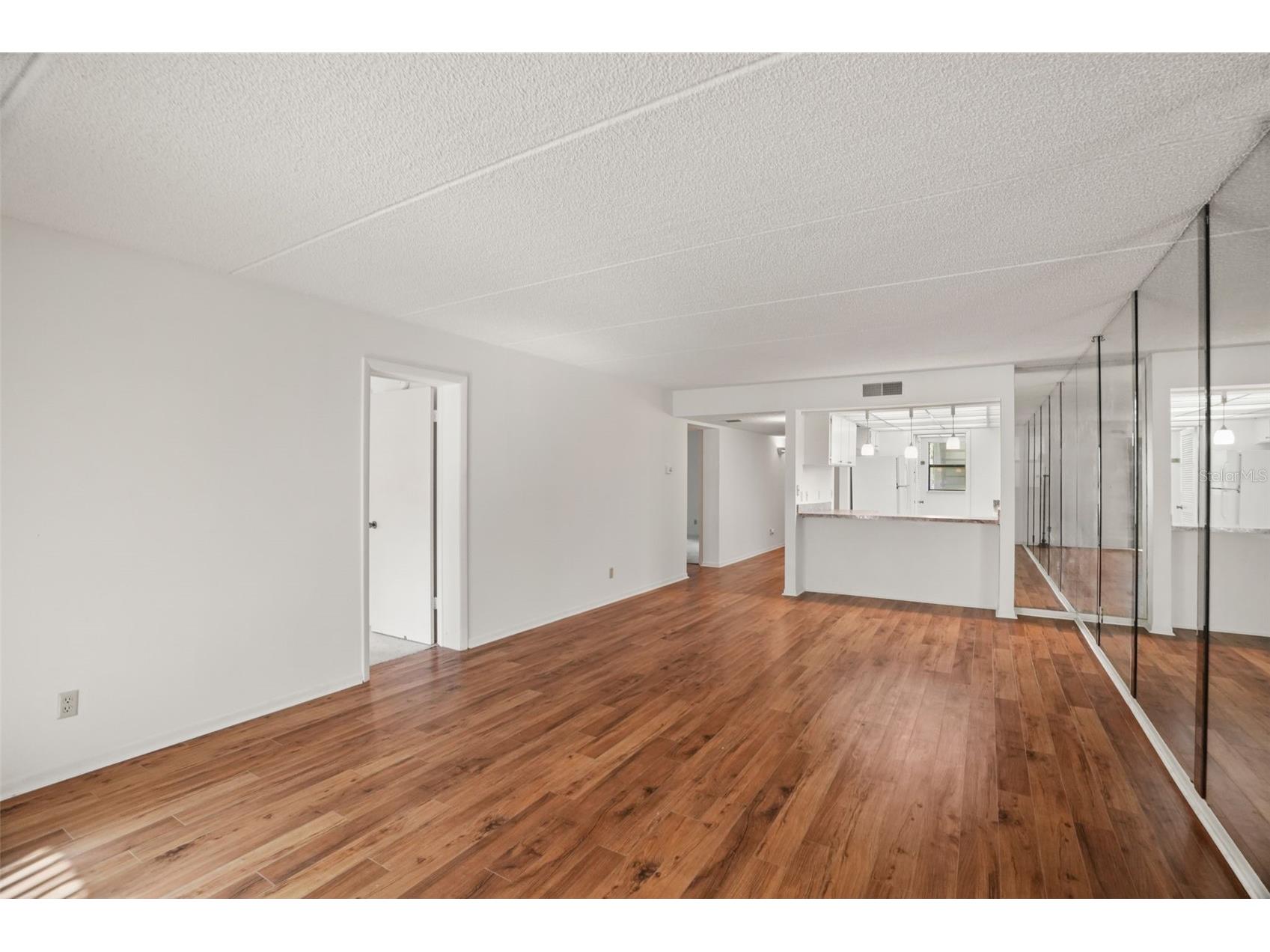 1200 Tarpon Woods Boulevard #L4 Palm Harbor FL 34685 TB8521592 image11