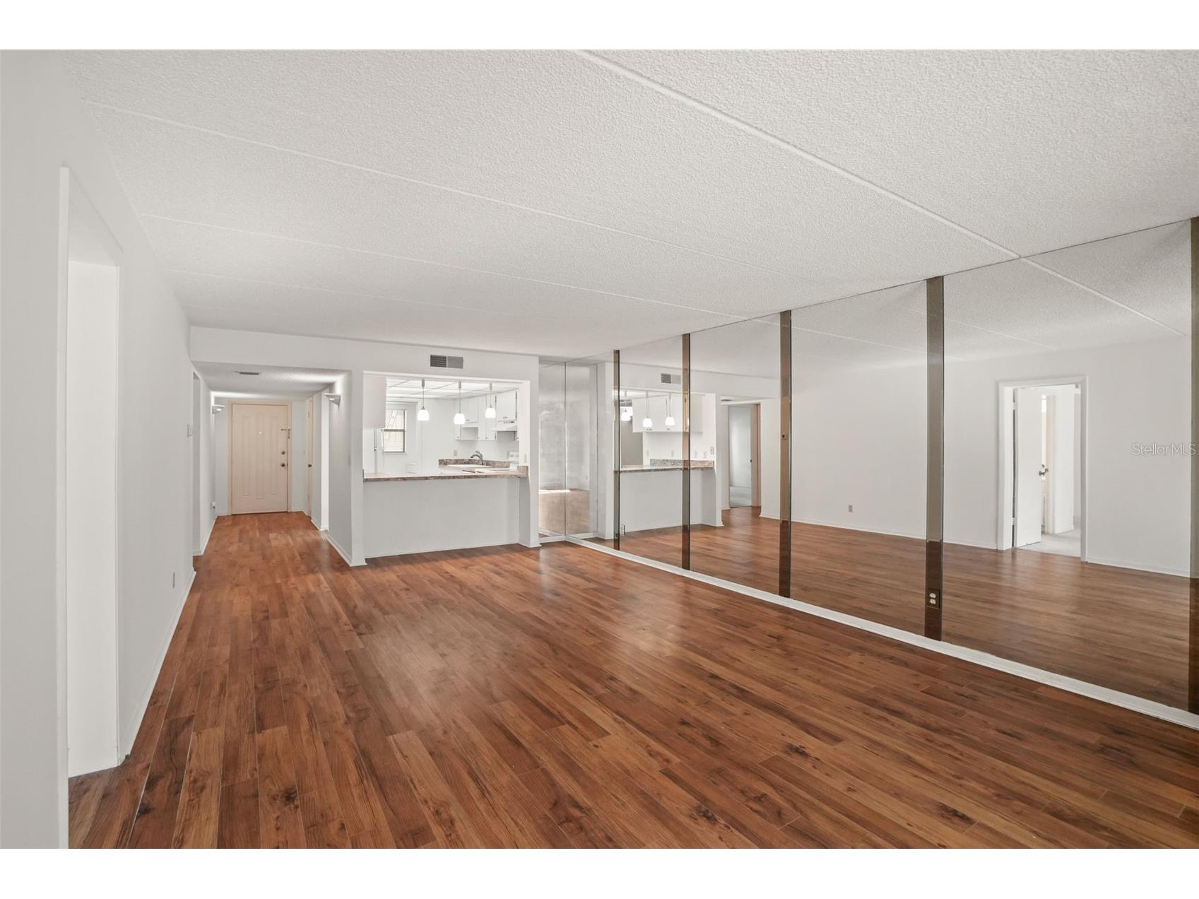 1200 Tarpon Woods Boulevard #L4 Palm Harbor FL 34685 TB8521592 image12