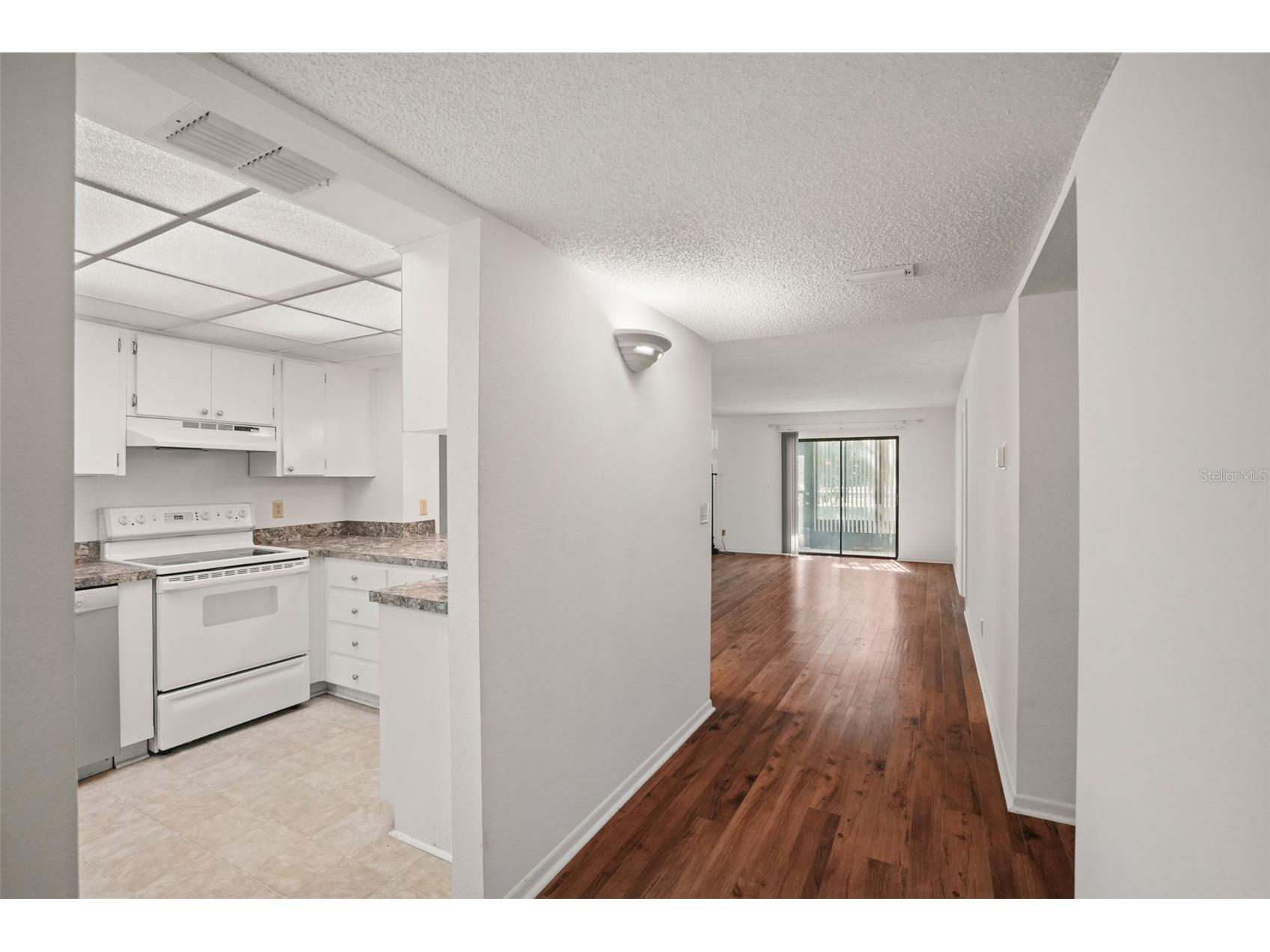 1200 Tarpon Woods Boulevard #L4 Palm Harbor FL 34685 TB8521592 image3