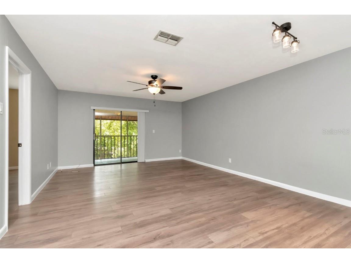 1200 Tarpon Woods Boulevard #M8 Palm Harbor FL 34685 TB8427625 image12