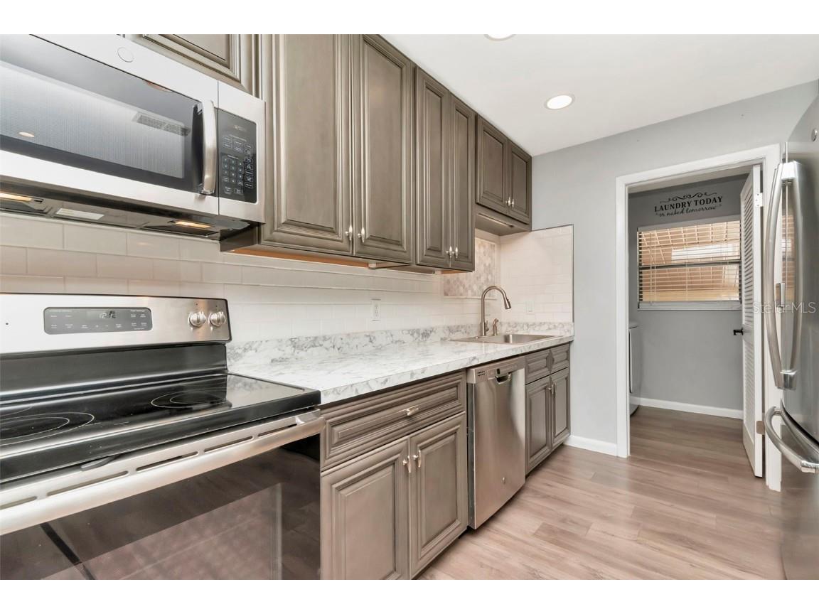 1200 Tarpon Woods Boulevard #M8 Palm Harbor FL 34685 TB8427625 image5