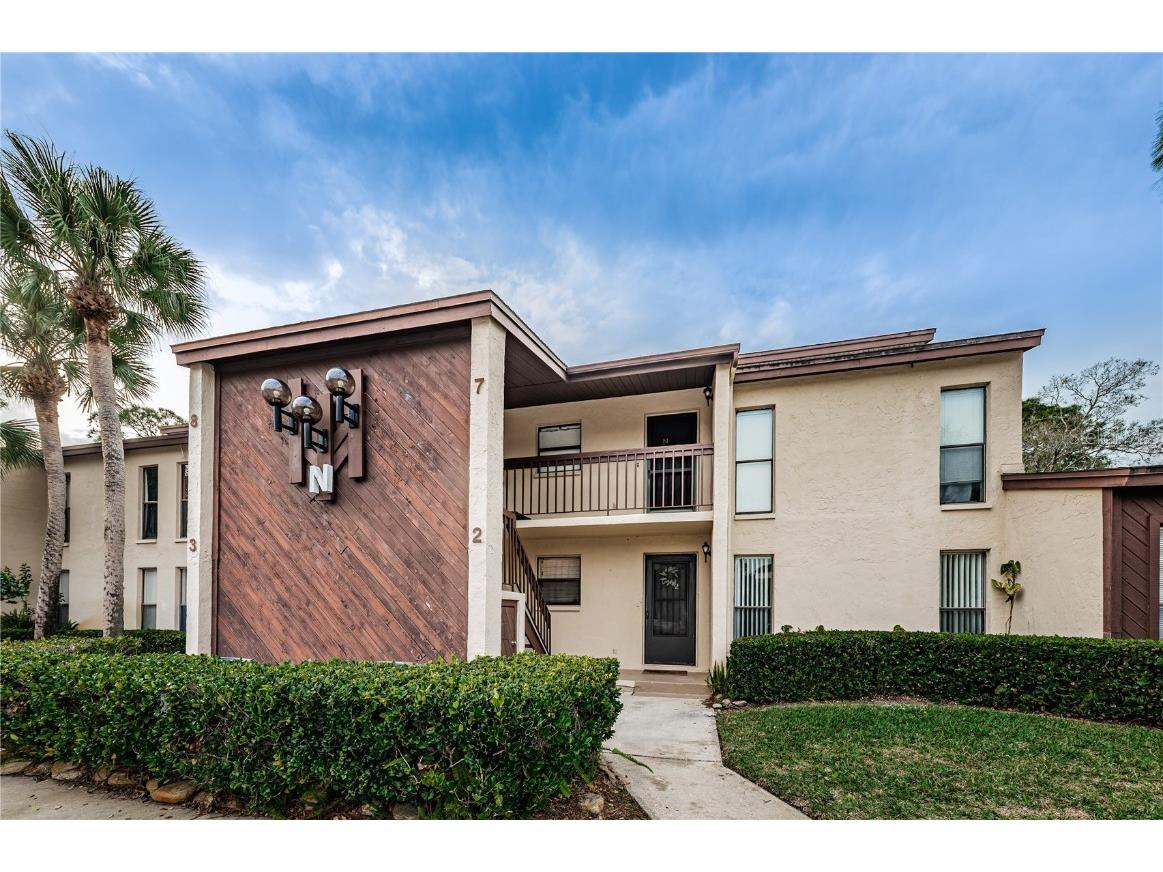 1200 Tarpon Woods Boulevard N2, Palm Harbor, FL, 34685 MLS U8228475