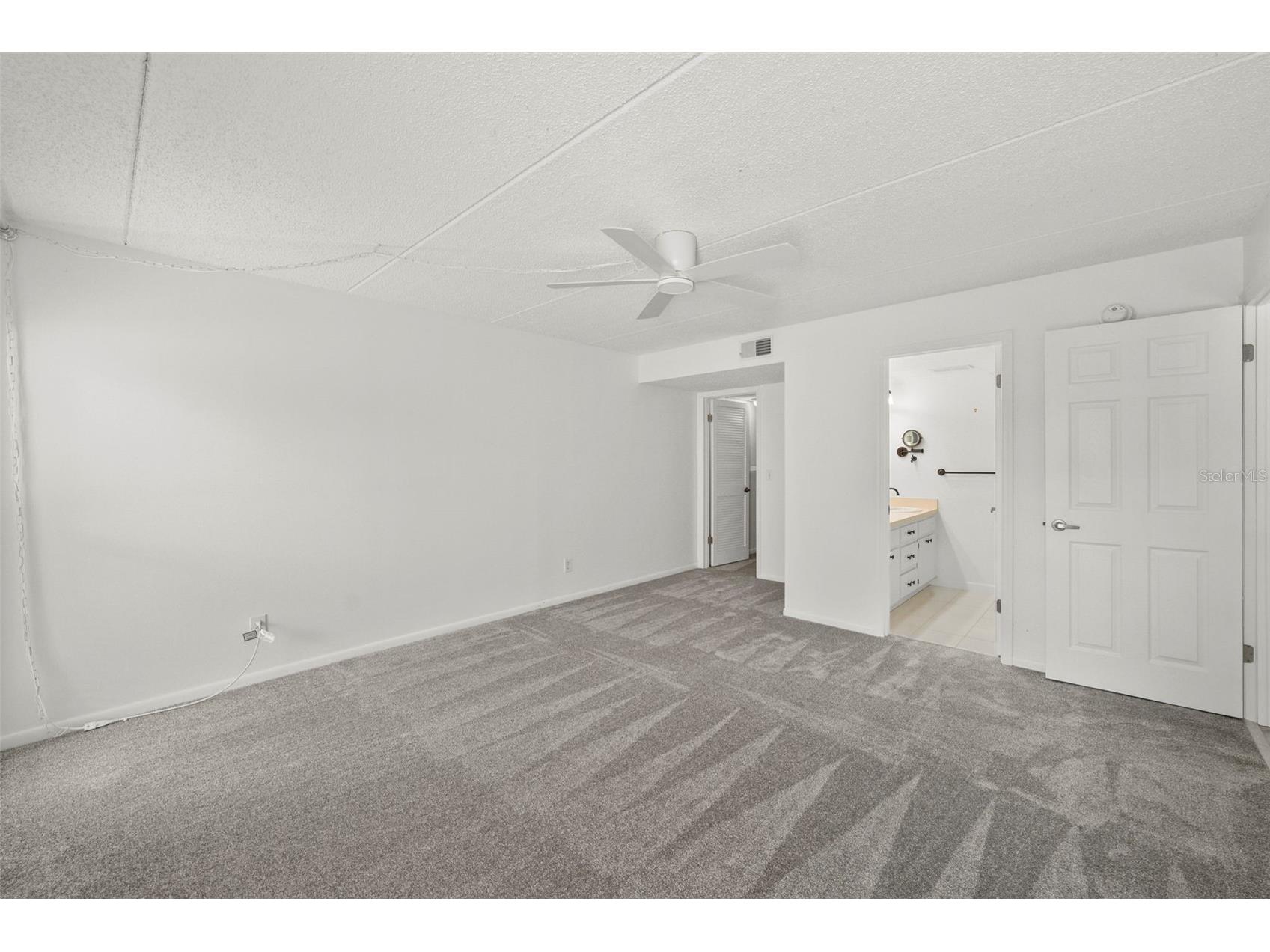 1200 Tarpon Woods Boulevard #Q4 Palm Harbor FL 34685 W7886494 image15