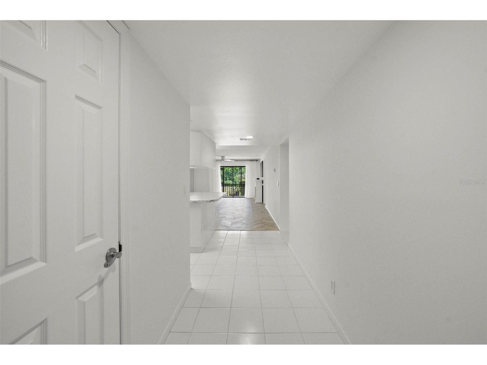 1200 Tarpon Woods Boulevard #Q4 Palm Harbor FL 34685 W7886494 image3