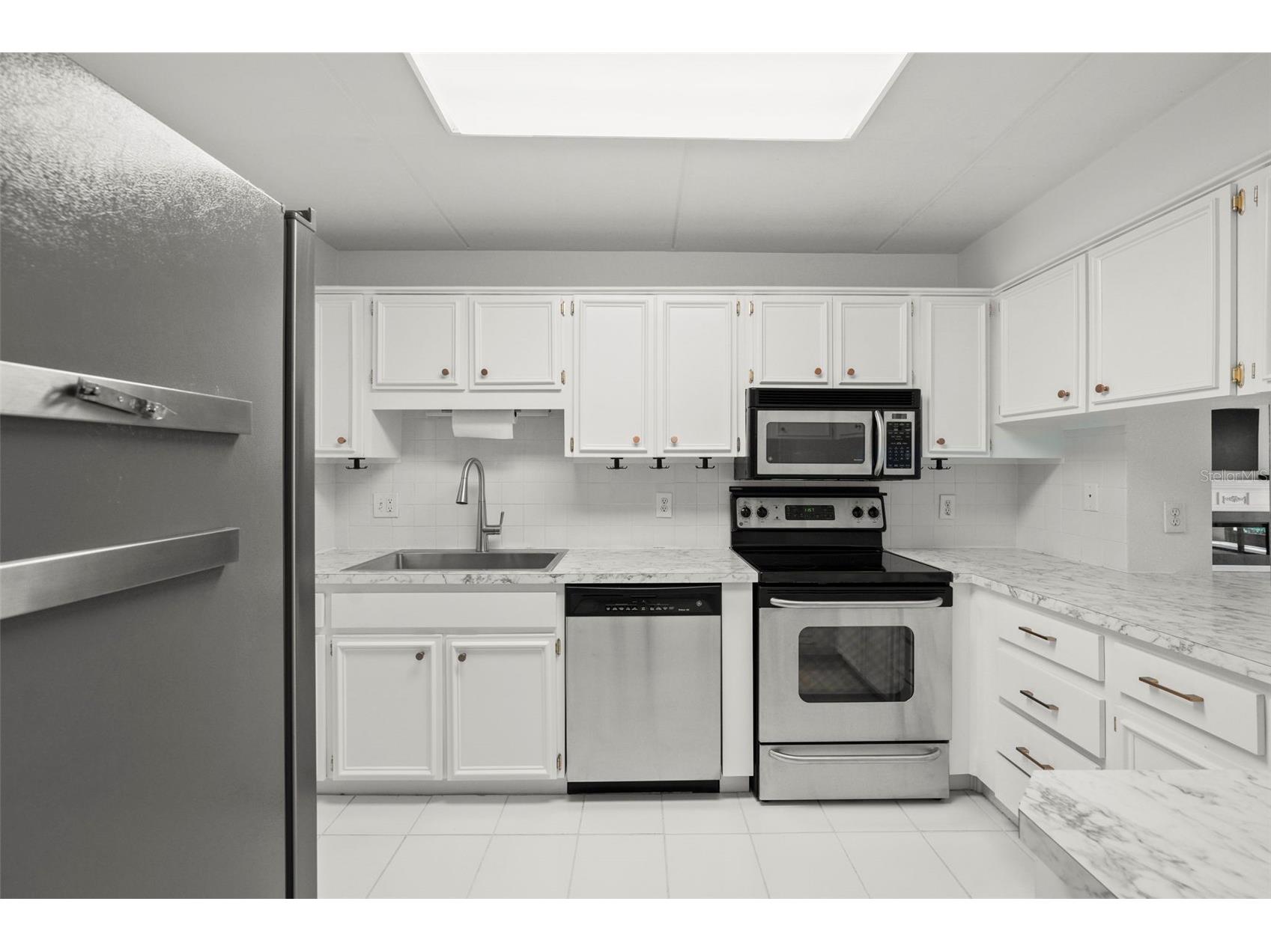 1200 Tarpon Woods Boulevard #Q4 Palm Harbor FL 34685 W7886494 image5