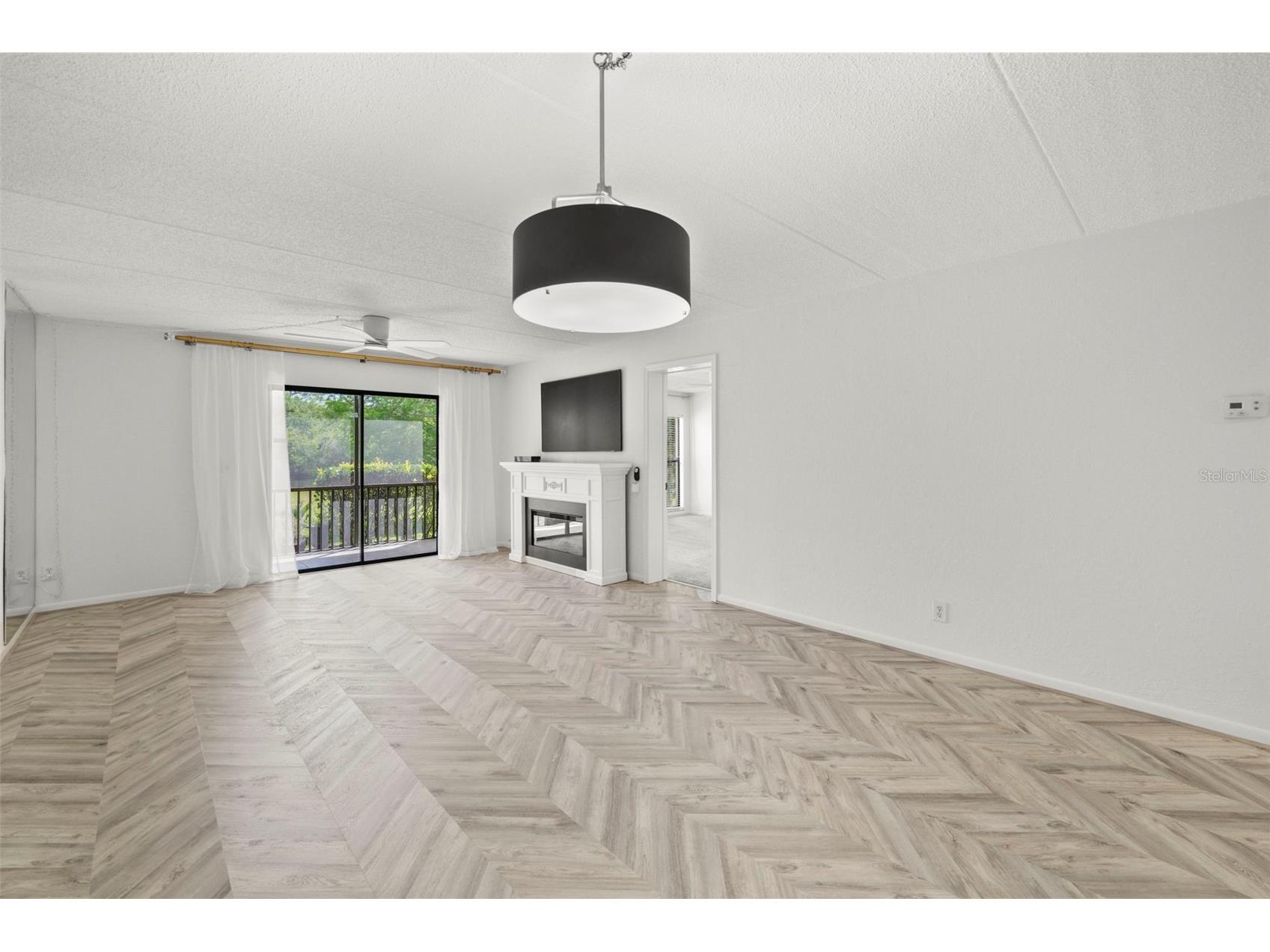 1200 Tarpon Woods Boulevard #Q4 Palm Harbor FL 34685 W7886494 image9