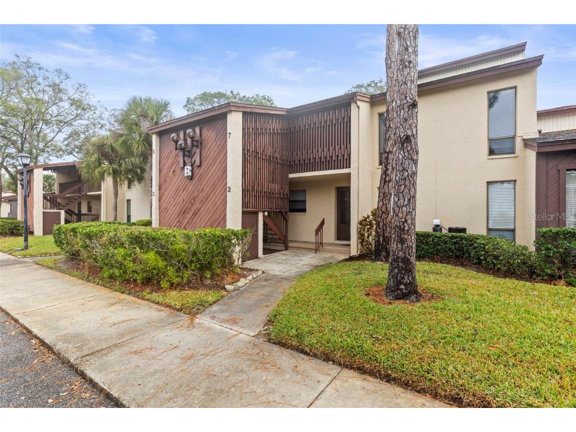 1200 Tarpon Woods Boulevard #R7 Palm Harbor FL 34685 TB8334090 image1
