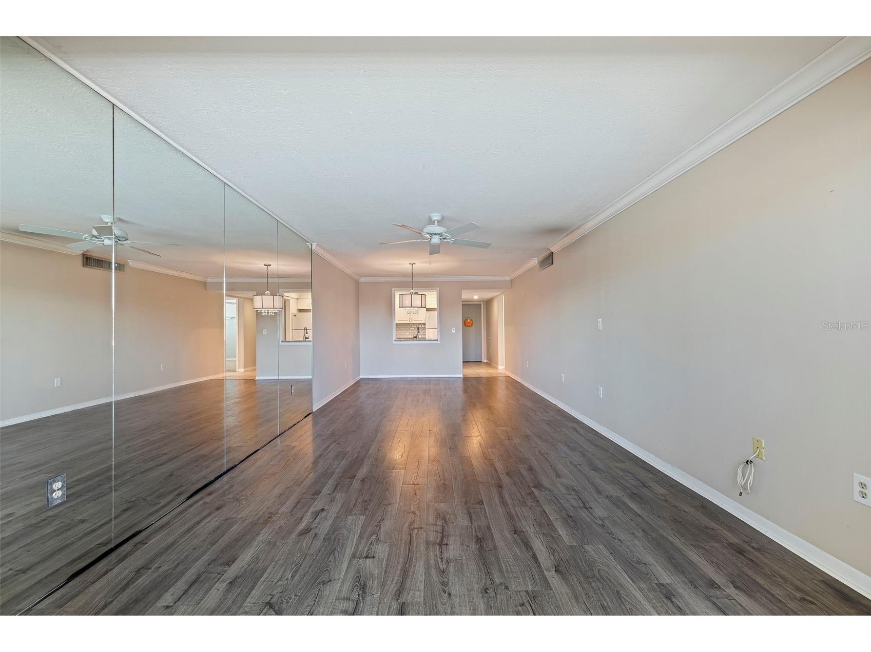 12000 Capri Circle S #16 Treasure Island FL 33706 TB8426044 image12