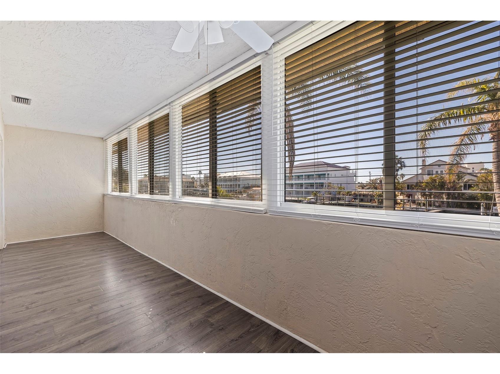 12000 Capri Circle S #16 Treasure Island FL 33706 TB8426044 image13