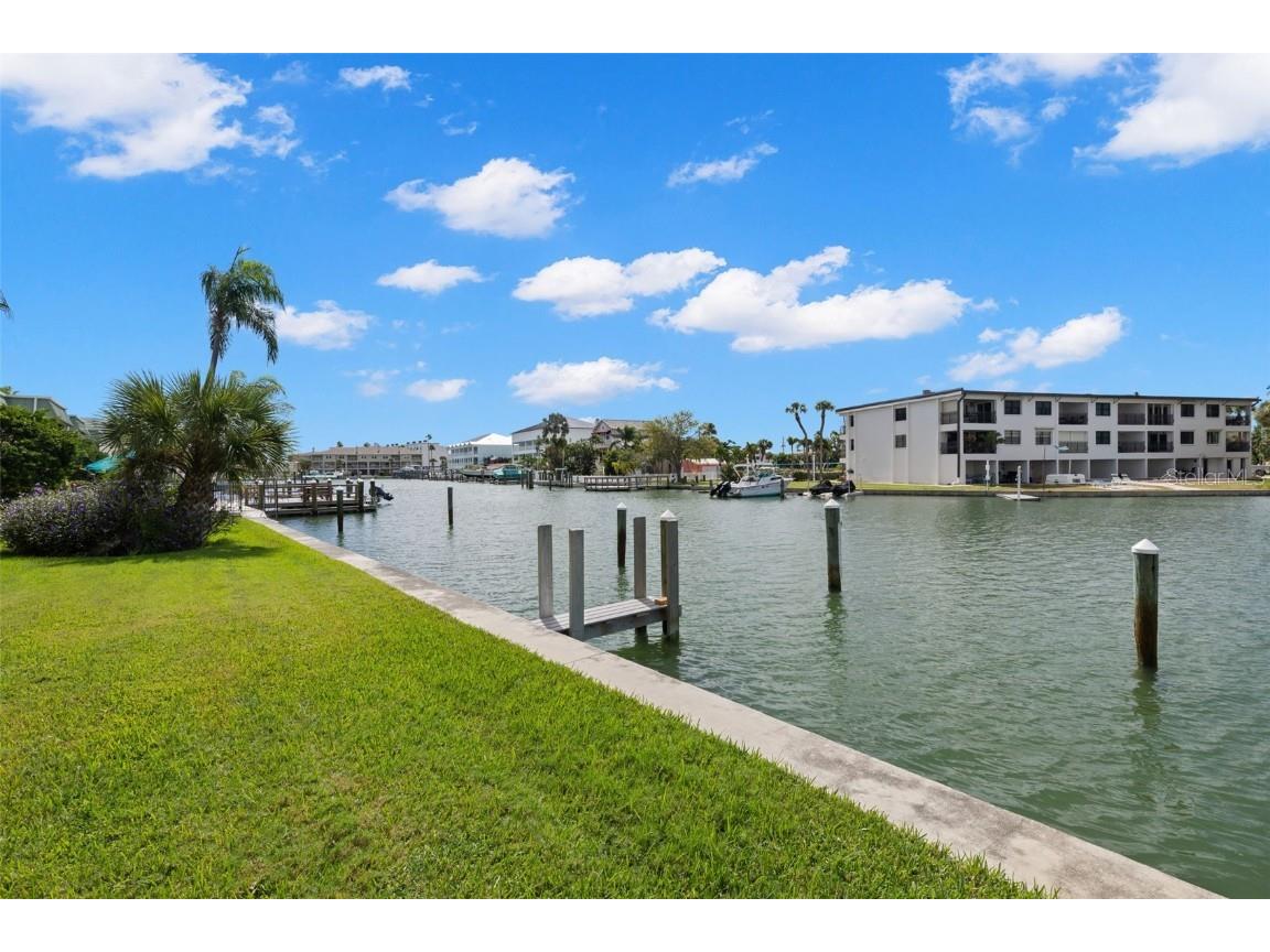 12000 Capri Circle S #28 Treasure Island FL 33706 - BOCA CEIGA BAY TB8435896 image24