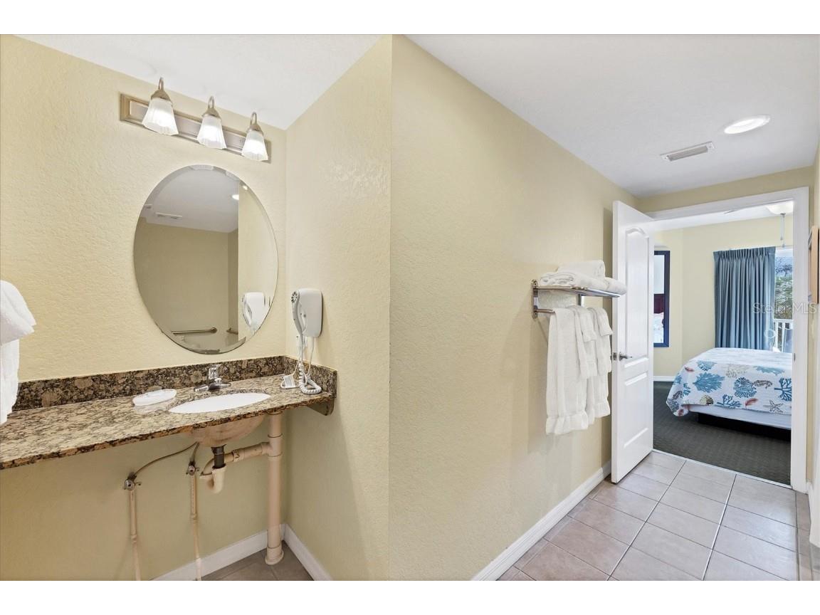 12000 Gulf Boulevard #207S Saint Petersburg FL 33706 - GULF OF MEXICO N6140574 image22