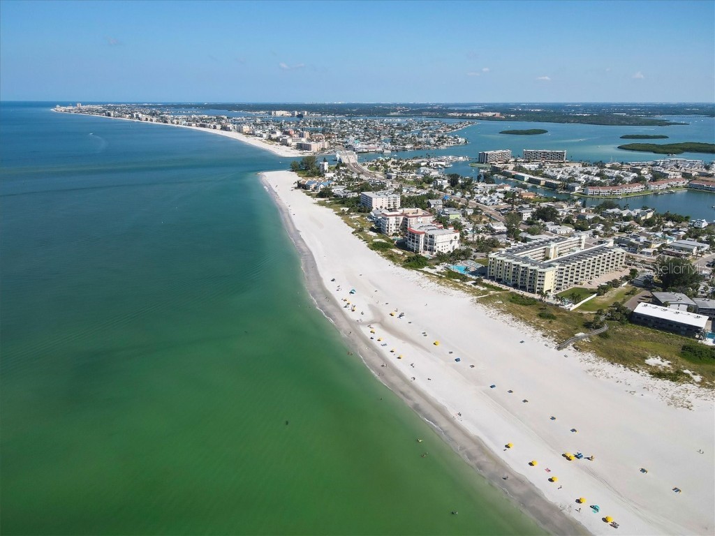 12000 Gulf Boulevard #207S Saint Petersburg FL 33706 - GULF OF MEXICO N6140574 image37