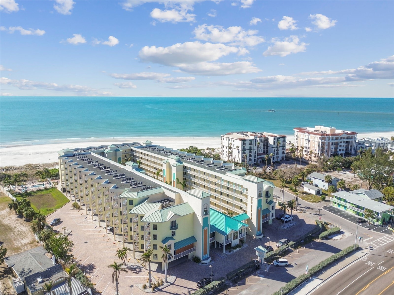 12000 Gulf Boulevard #304S Treasure Island FL 33706 - THE GULF TB8524561 image2