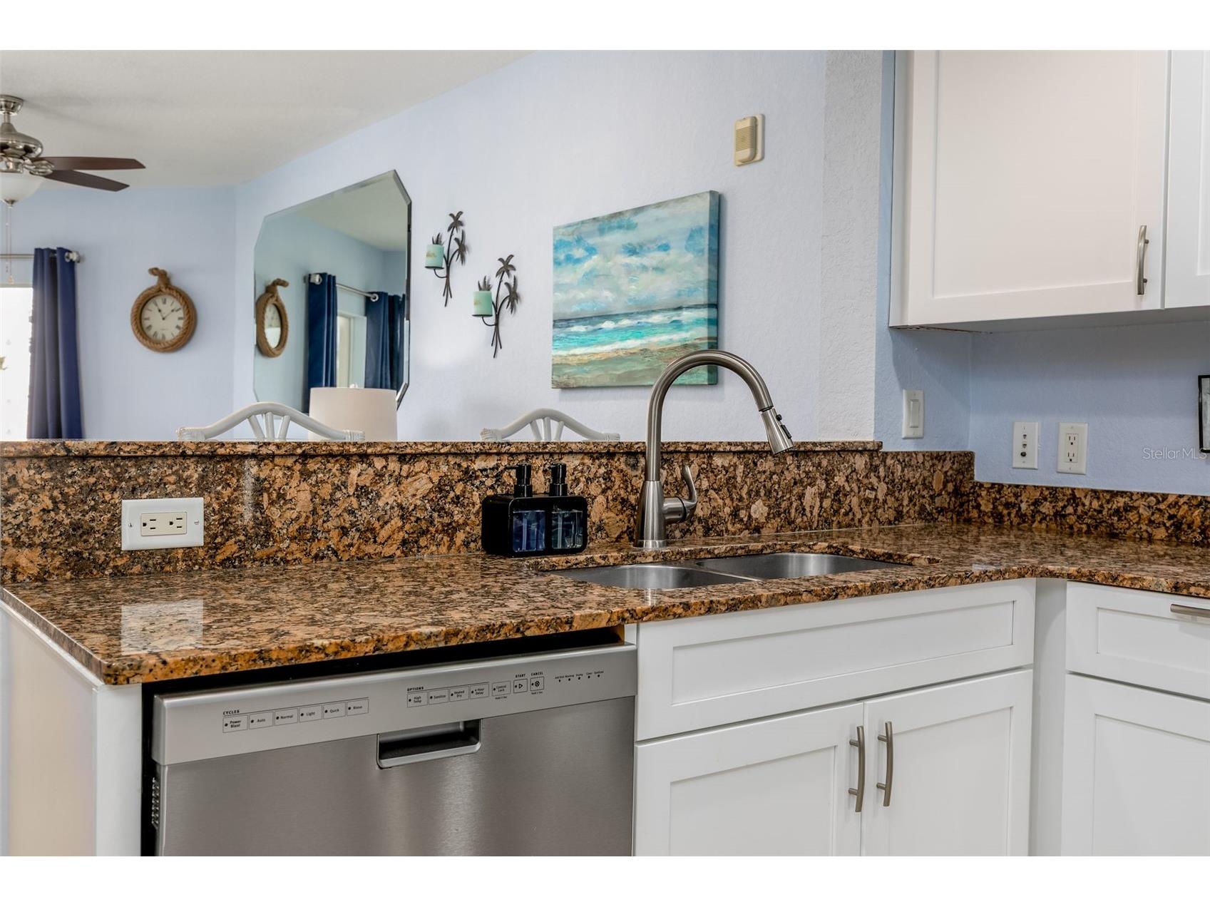 12000 Gulf Boulevard #311N Saint Petersburg FL 33706 TB8459912 image11