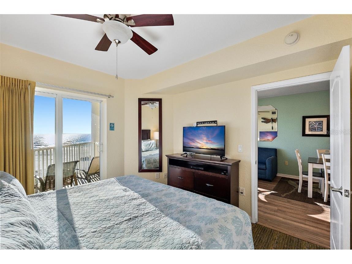 12000 Gulf Boulevard #501-W Treasure Island FL 33706 TB8440987 image17