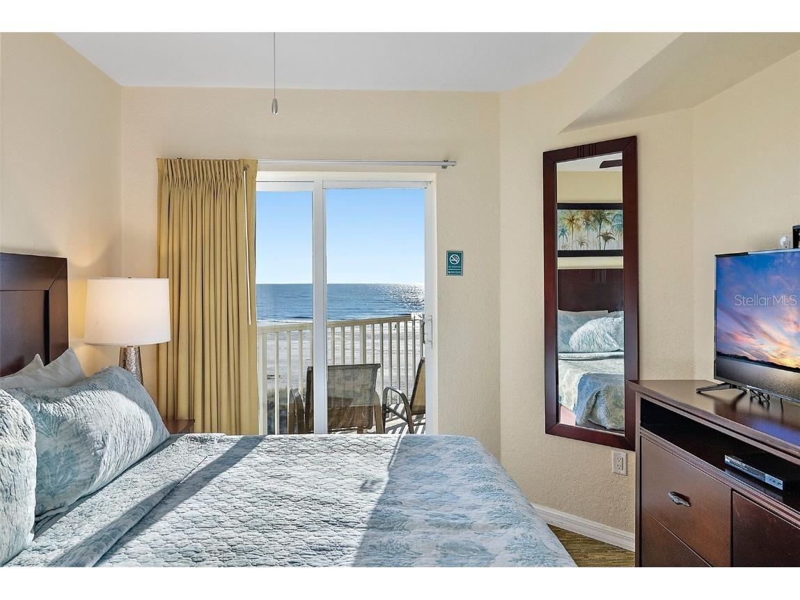 12000 Gulf Boulevard #501-W Treasure Island FL 33706 TB8440987 image18