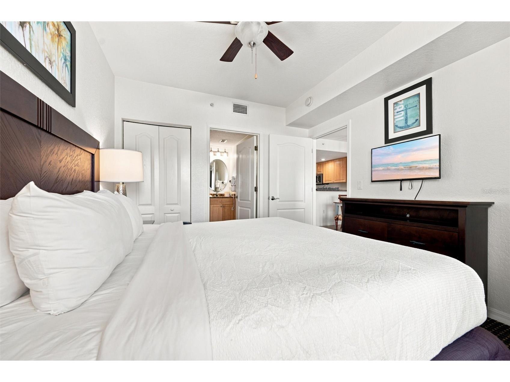 12000 Gulf Boulevard #611S Treasure Island FL 33706 - GULF OF MEXICO TB8528534 image38