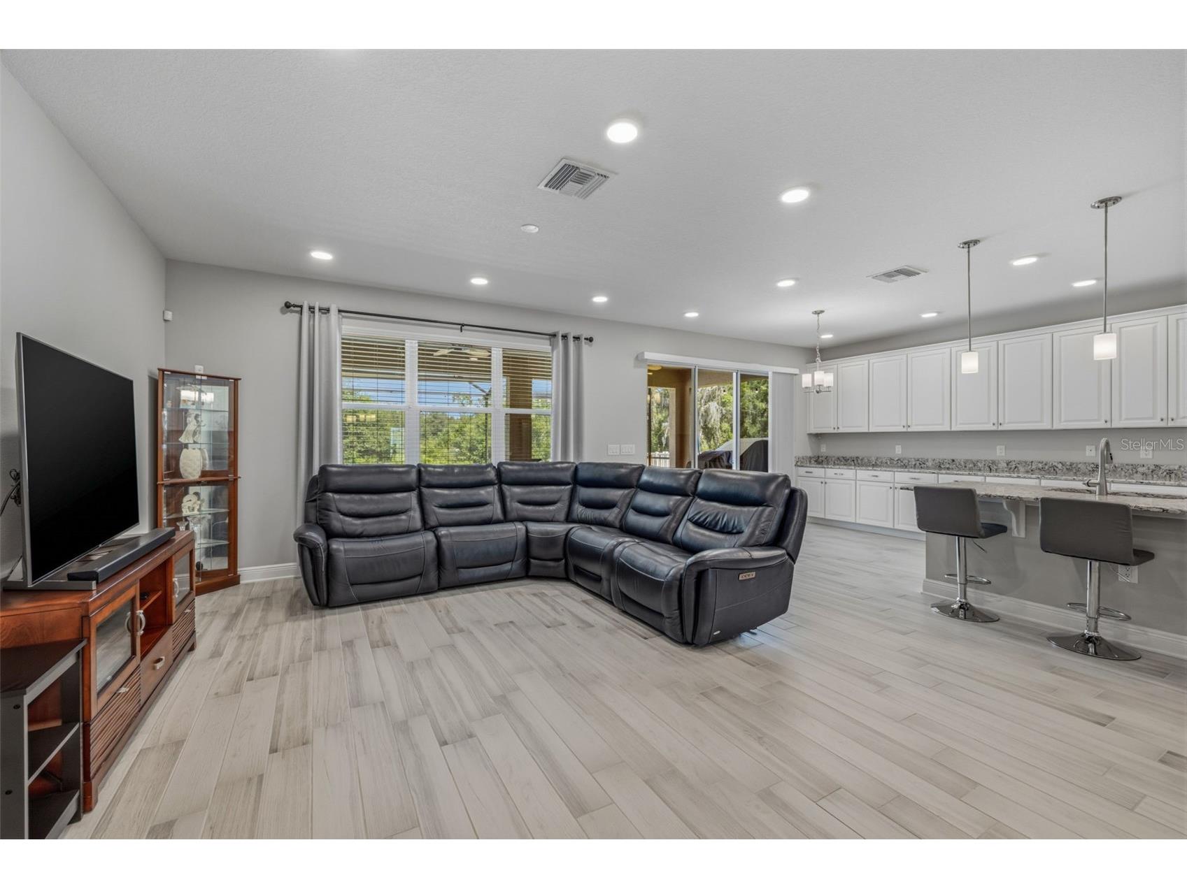 12000 Nouveau Avenue Spring Hill FL 34610 TB8526198 image22