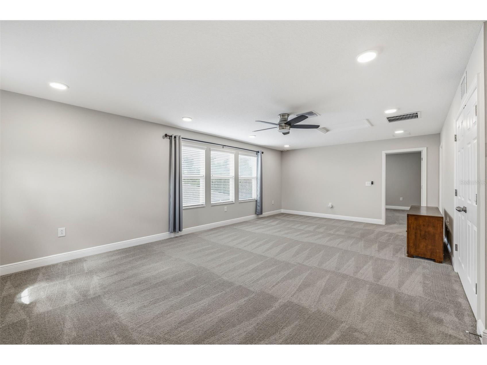 12000 Nouveau Avenue Spring Hill FL 34610 TB8526198 image36