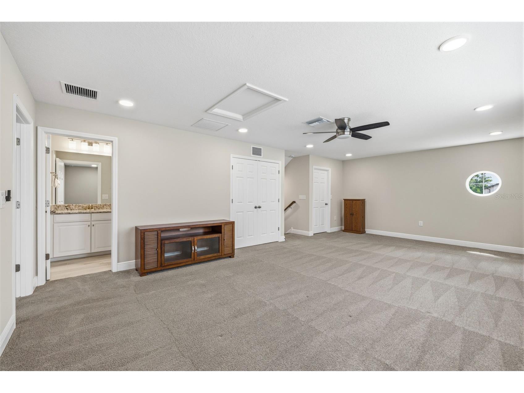 12000 Nouveau Avenue Spring Hill FL 34610 TB8526198 image39
