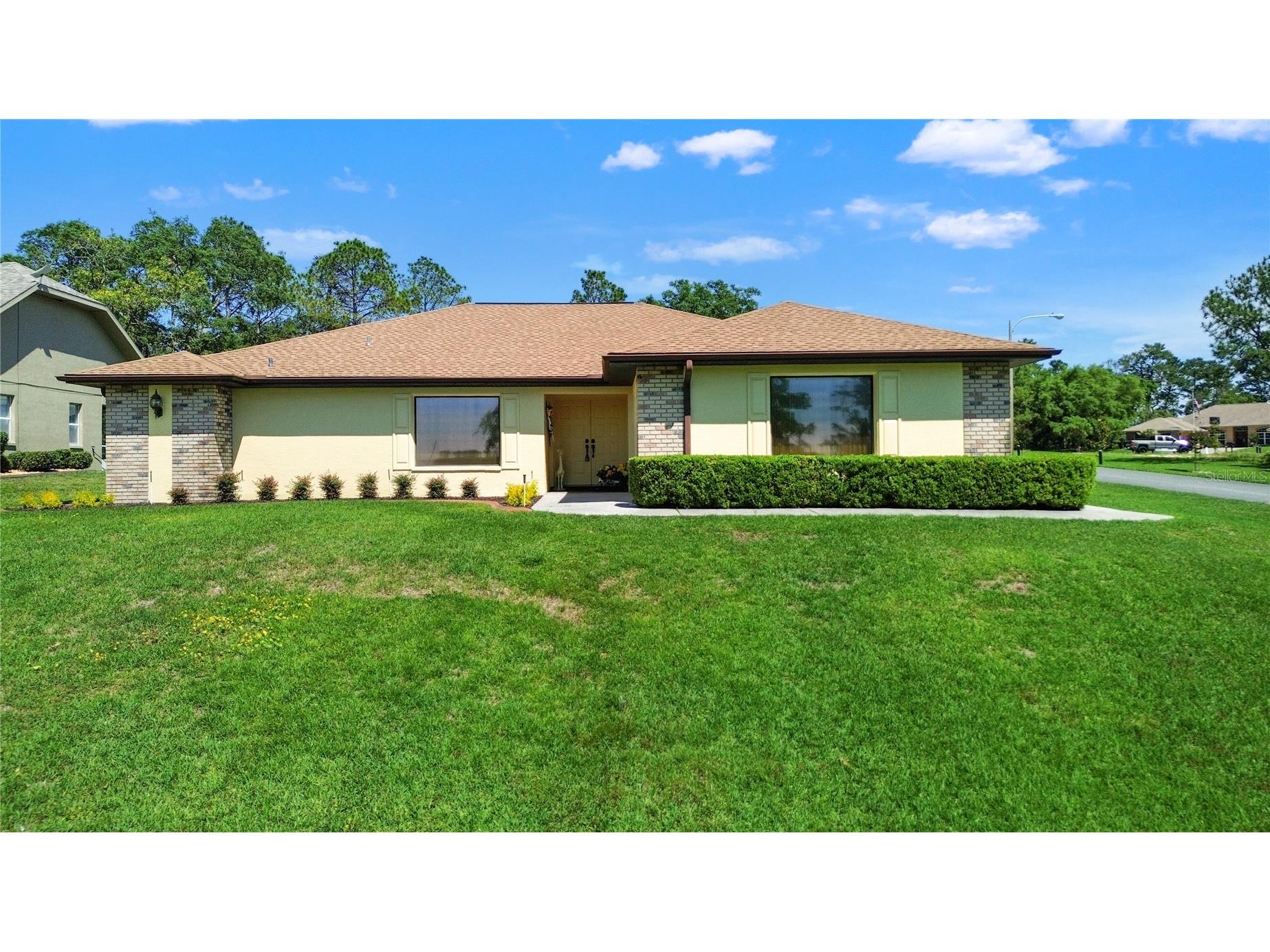 12001 Granada Place Weeki Wachee FL 34614 OM723418 image1