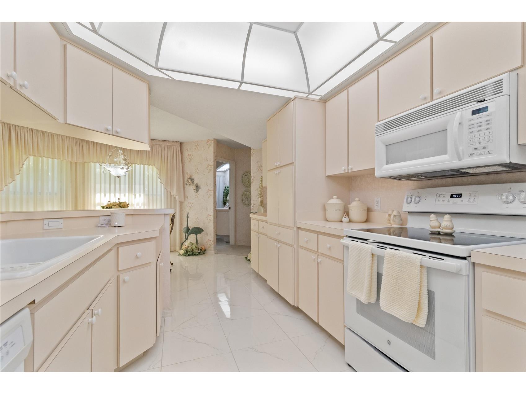 12001 Granada Place Weeki Wachee FL 34614 OM723418 image30