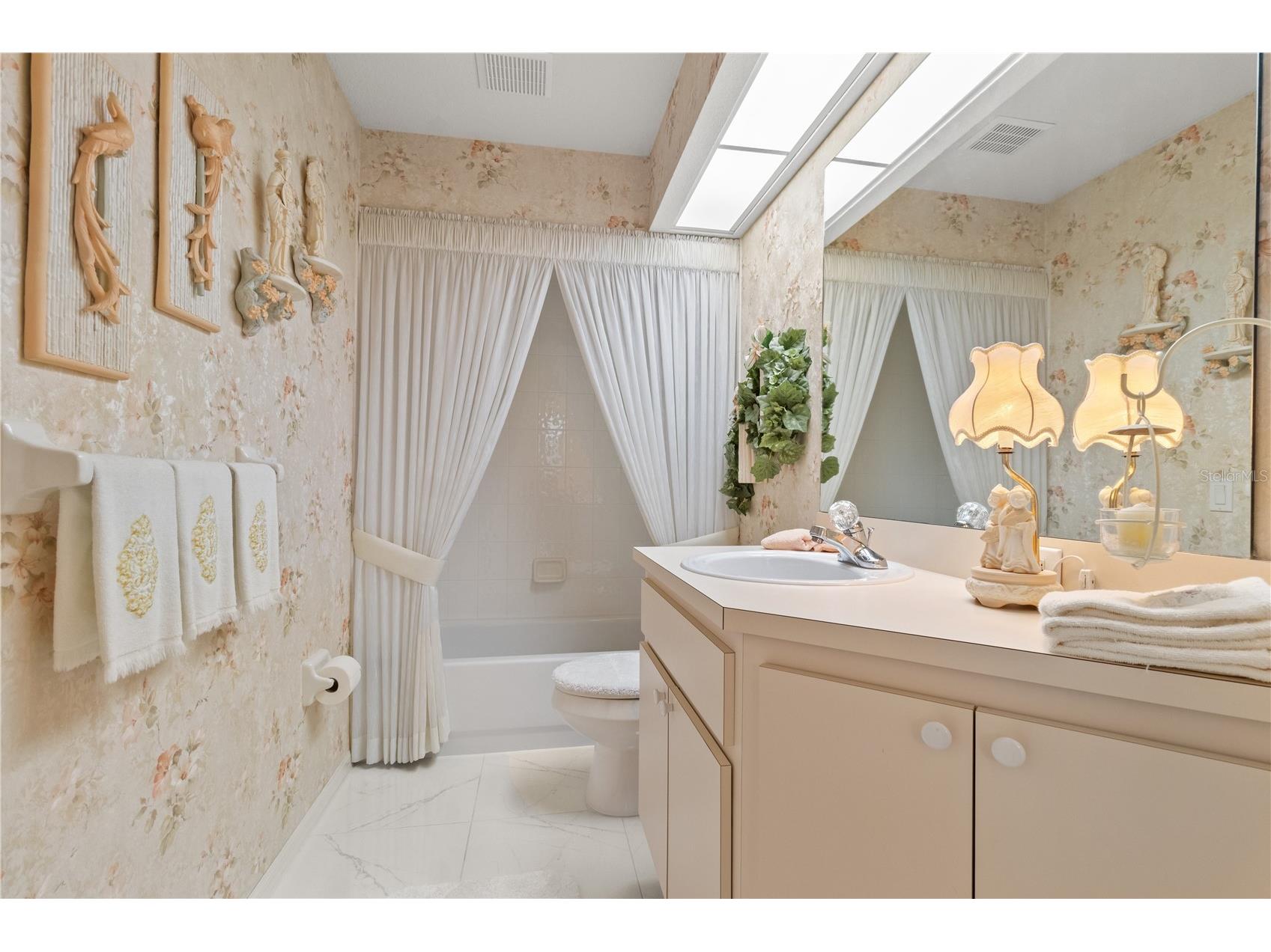 12001 Granada Place Weeki Wachee FL 34614 OM723418 image34