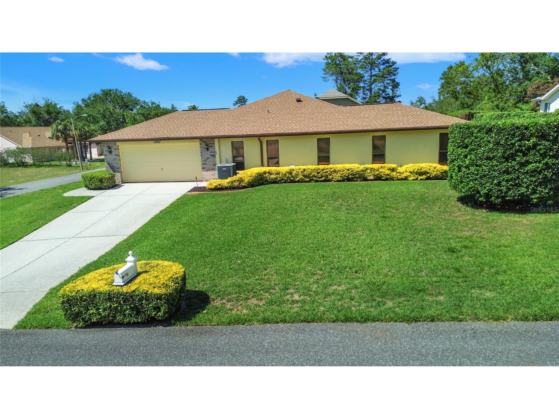 12001 Granada Place Weeki Wachee FL 34614 OM723418 image59