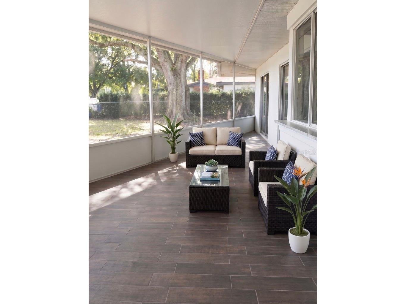 12001 N Gomez Avenue Tampa FL 33618 TB8503572 image16