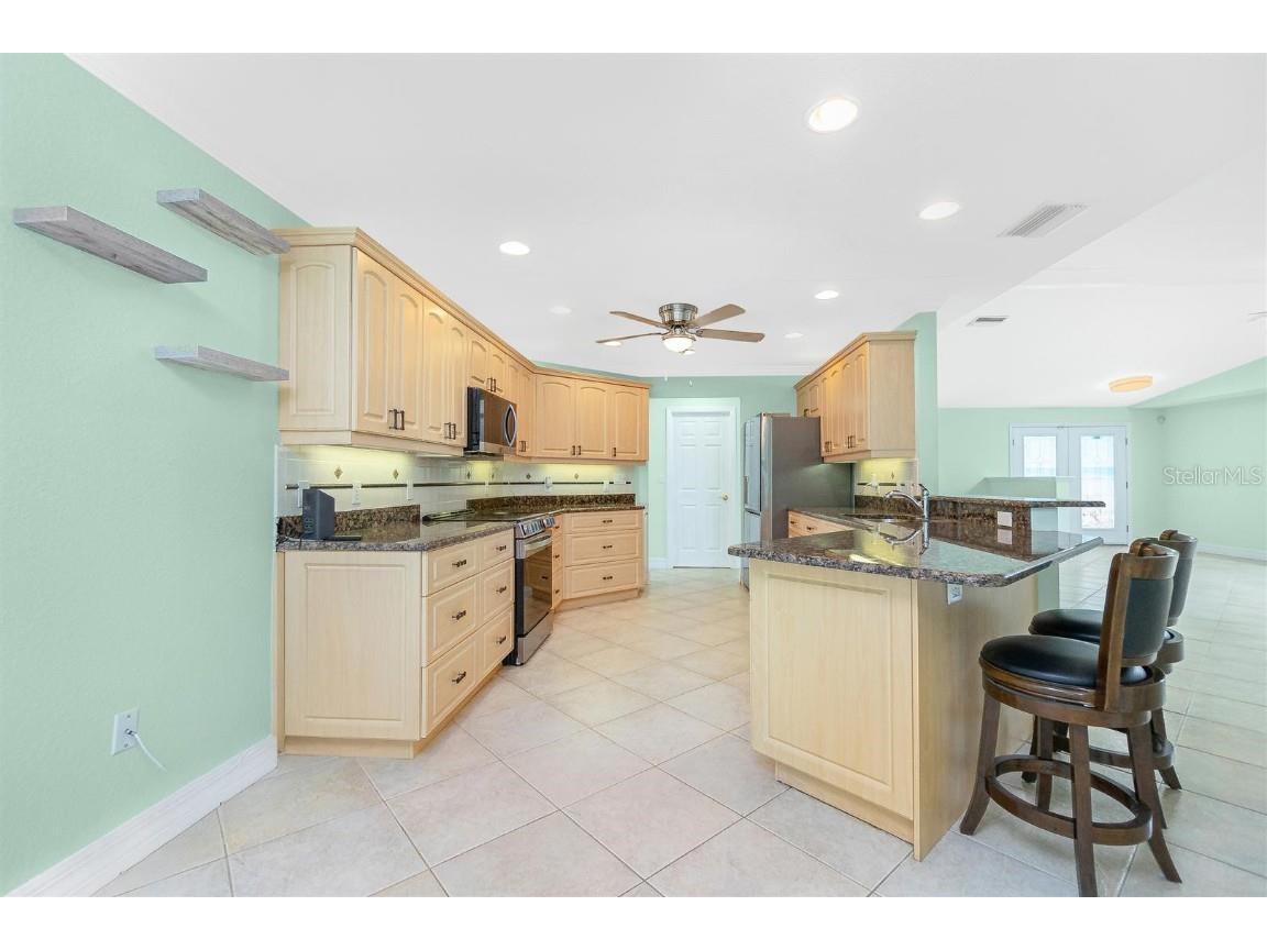 12001 SW Kingsway Circle Lake Suzy FL 34269 OM701608 image19