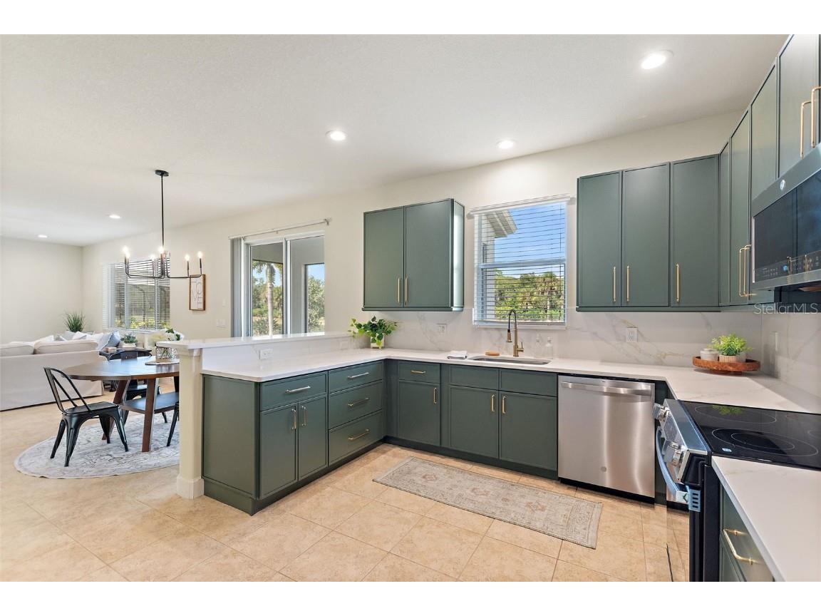 12002 Granite Woods Loop Venice FL 34292 A4669698 image13