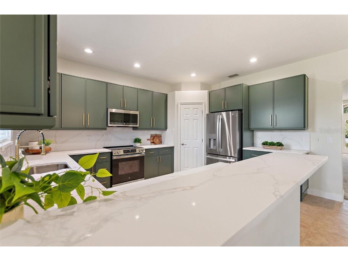 12002 Granite Woods Loop Venice FL 34292 A4669698 image14