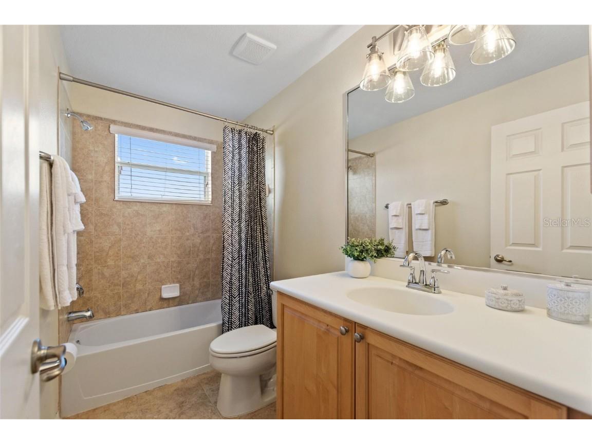 12002 Granite Woods Loop Venice FL 34292 A4669698 image35