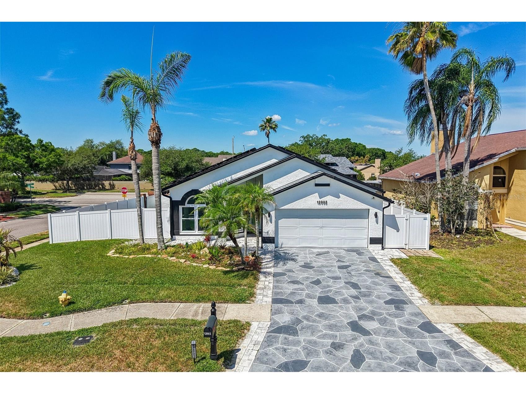 12002 W Pond Way Tampa FL 33635 TB8505258 image1