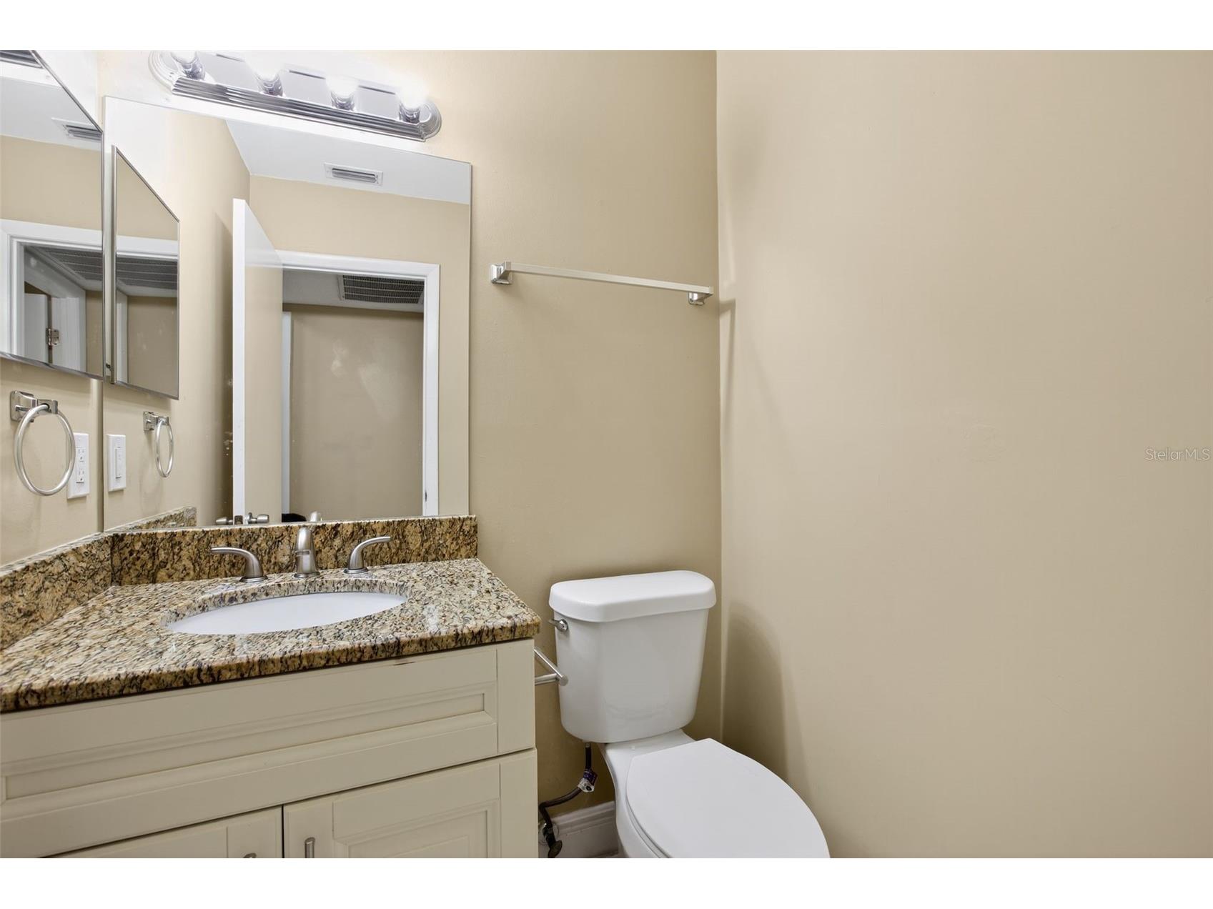 12004 W Pond Way Tampa FL 33635 TB8429745 image21