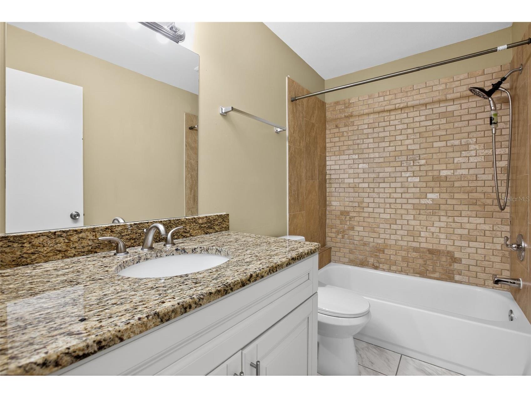 12004 W Pond Way Tampa FL 33635 TB8429745 image22