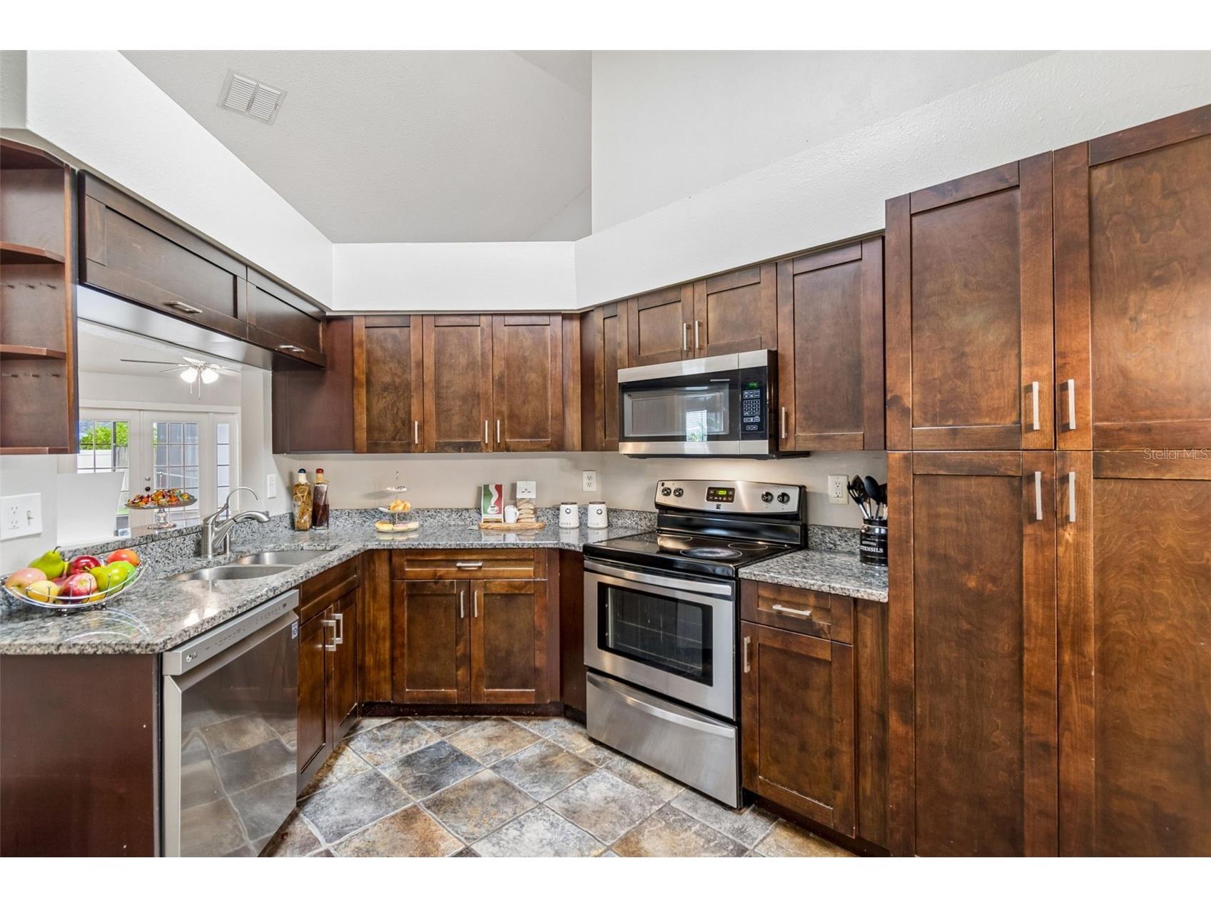 12008 Peony Court Tampa FL 33635 TB8525902 image13